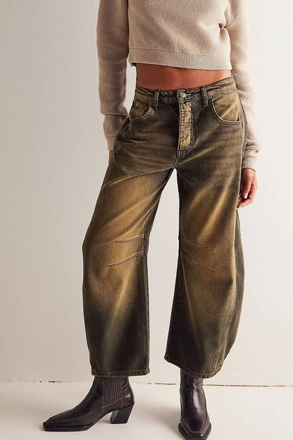 Slouchy Curved leg shape Barrel Jeans